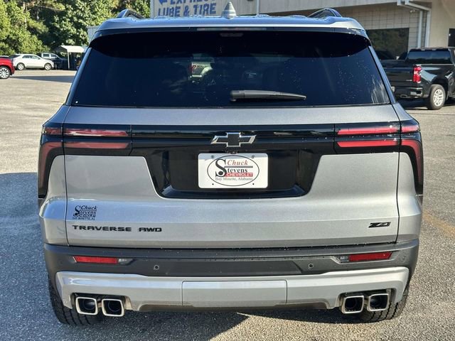2026 Chevrolet Traverse Z71 photo 3