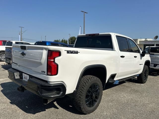 2026 Chevrolet Silverado 3500 HD LTZ - Photo 20