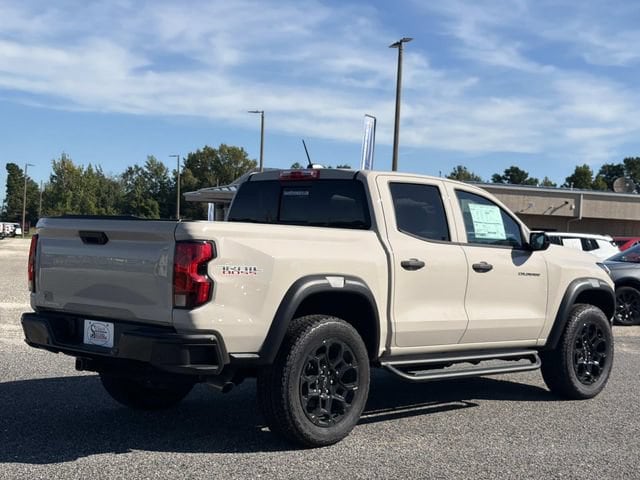 2026 Chevrolet Colorado Trail Boss - Photo 7