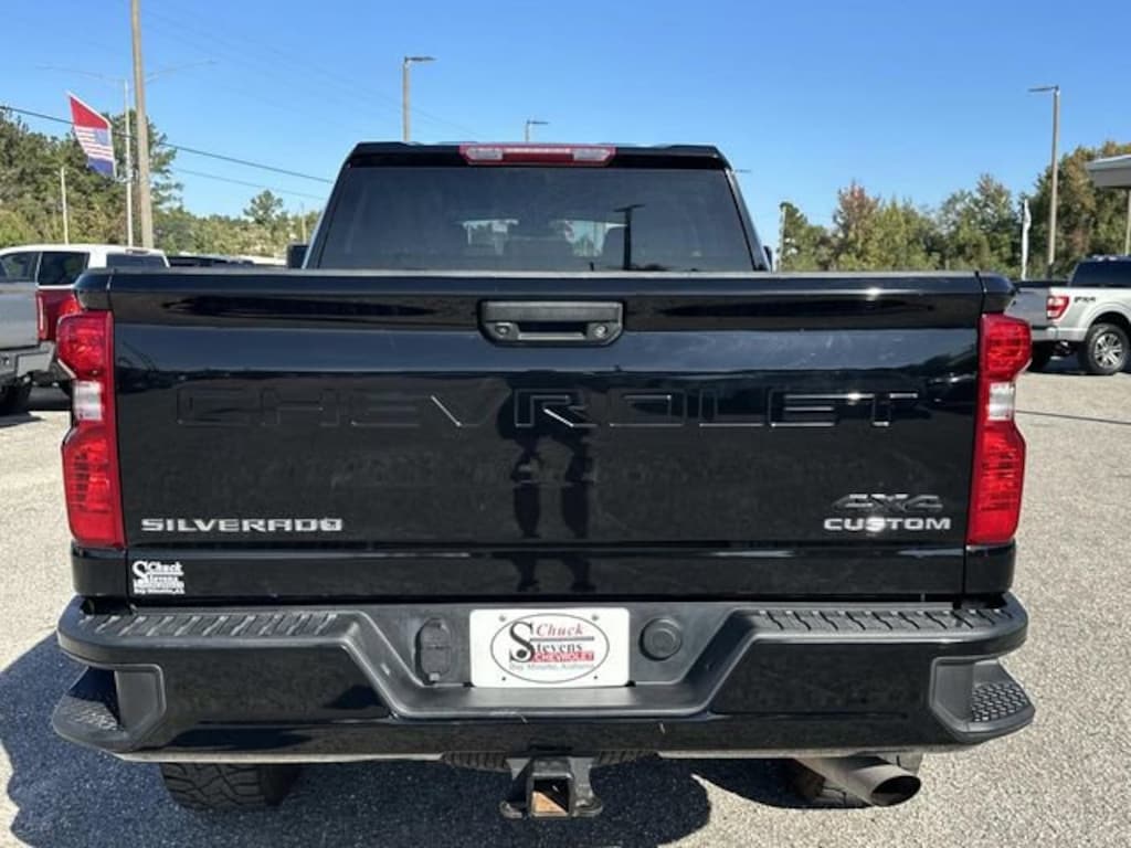 Used 2024 Chevrolet Silverado 2500 HD Custom Truck