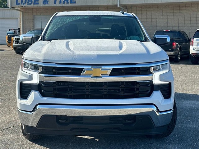 2025 Chevrolet Silverado 1500 LT photo 2