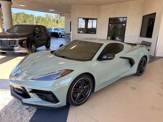 2024 Chevrolet Corvette Stingray 3LT photo 2