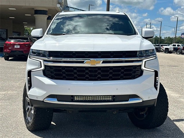 2023 Chevrolet Suburban LS photo 3