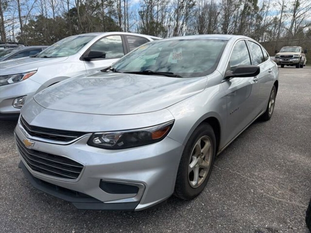 Used 2018 Chevrolet Malibu LS Car