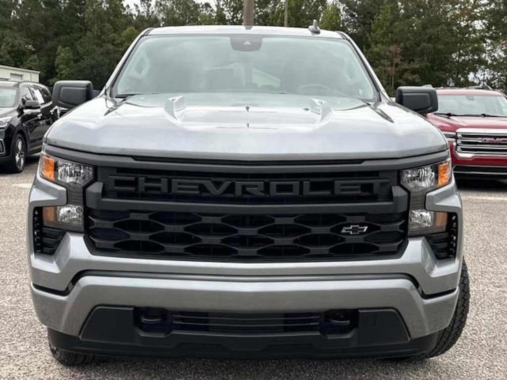 New 2026 Chevrolet Silverado 1500 Custom Truck
