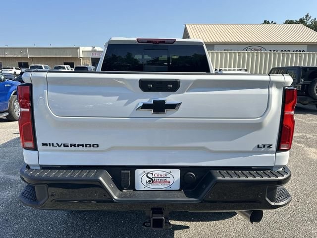 2026 Chevrolet Silverado 3500 HD LTZ - Photo 4