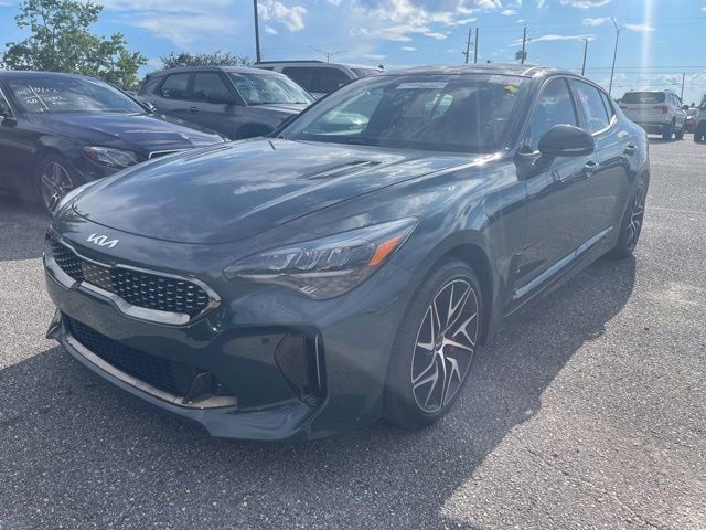 2023 Kia Stinger GT-Line photo 2