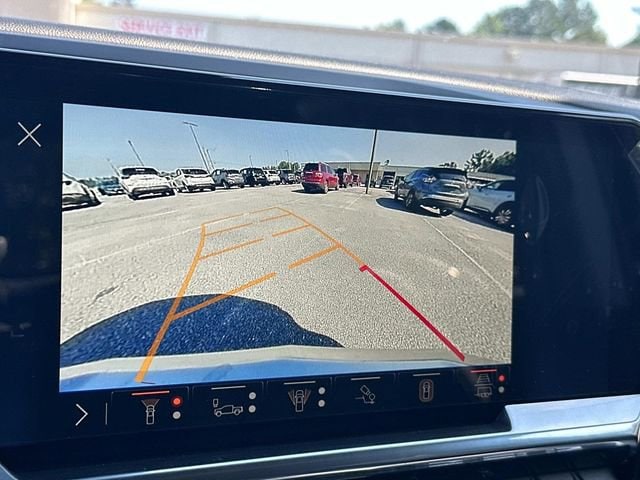 2025 Chevrolet Silverado 1500 LTZ - Photo 31