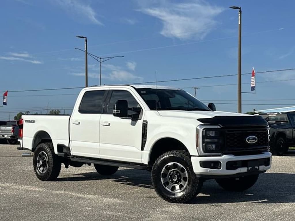 Used 2024 Ford F-250 Lariat Truck