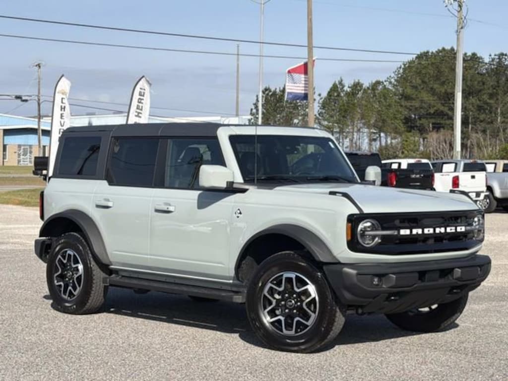 Used 2024 Ford Bronco Outer Banks SUV