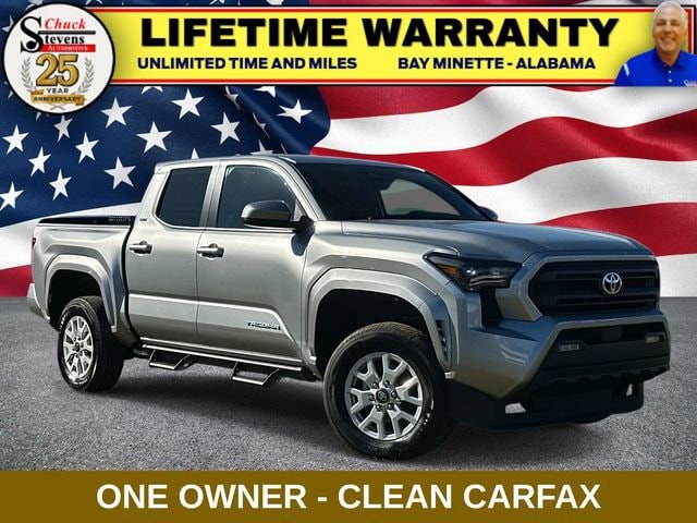 2024 Toyota Tacoma SR5's photo