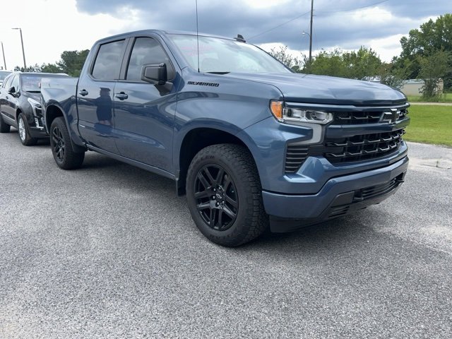 2024 Chevrolet Silverado 1500 RST photo 3