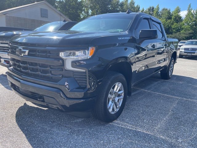 2022 Chevrolet Silverado 1500 RST photo 2