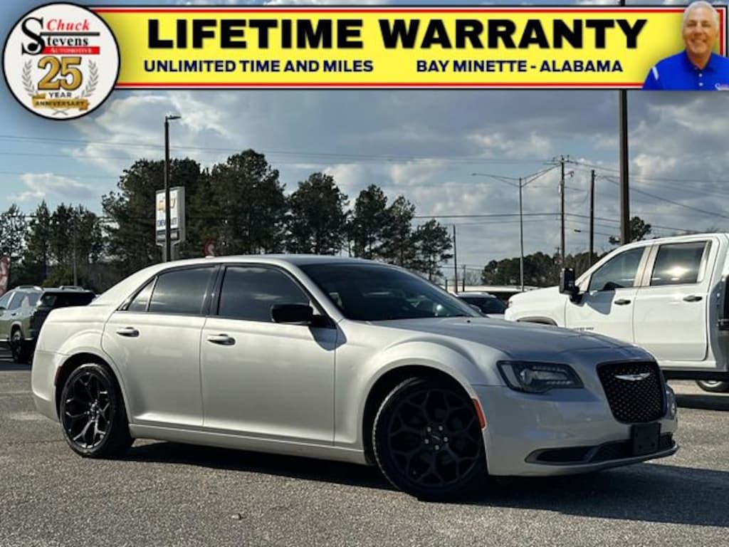 Used 2019 Chrysler 300 Touring Sedan
