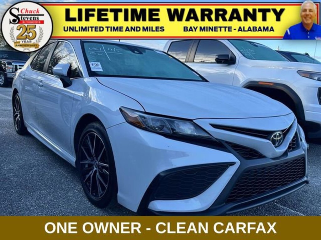Used 2024 Toyota Camry SE Sedan