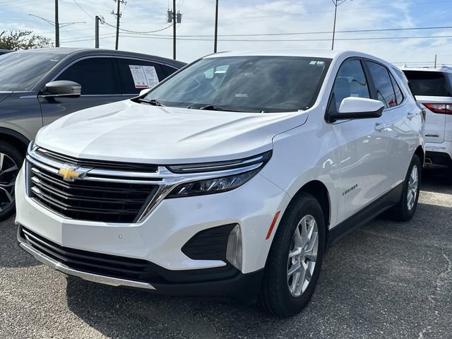 2024 Chevrolet Equinox LT photo 3