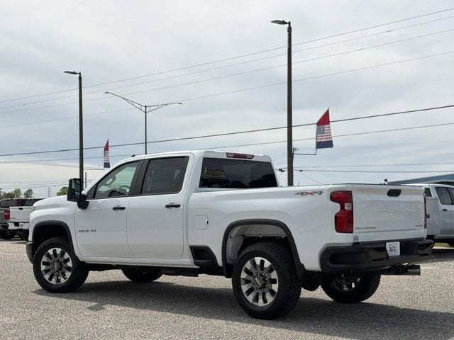 2026 Chevrolet Silverado 2500 HD Custom - Photo 13