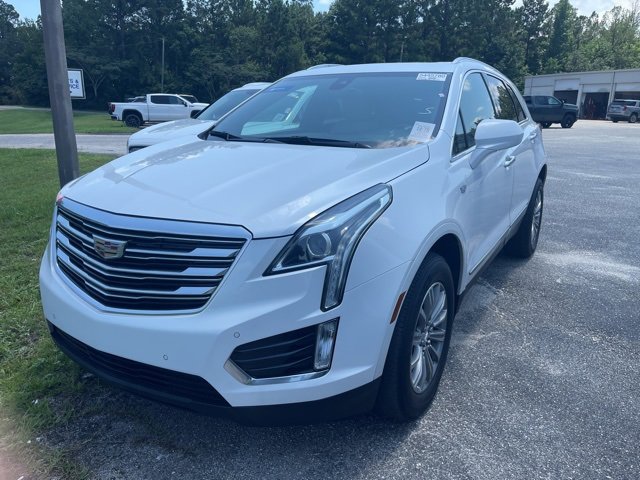 2019 Cadillac XT5 Luxury photo 2