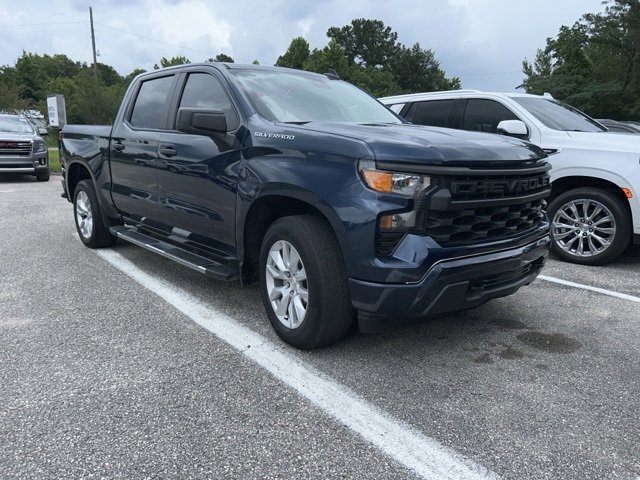 2022 Chevrolet Silverado 1500 Custom photo 3