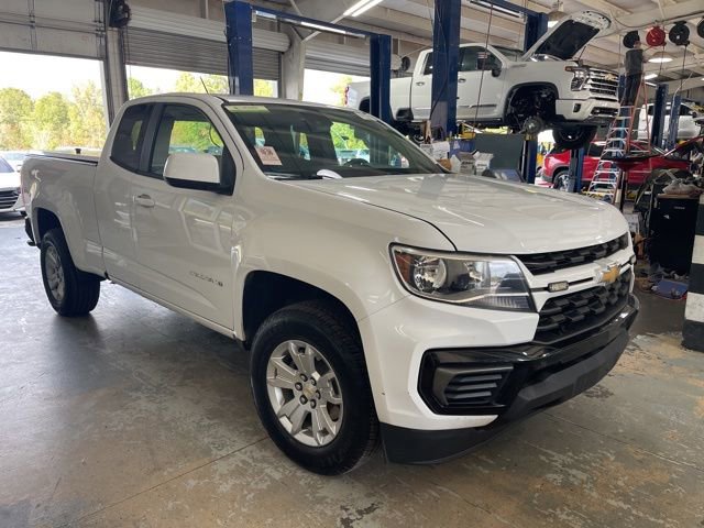 2022 Chevrolet Colorado LT photo 3