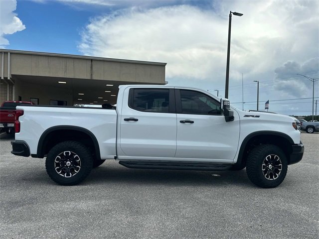 2024 Chevrolet Silverado 1500 ZR2 photo 4