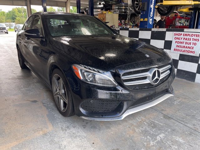 2015 Mercedes Benz C 300 Luxury photo 3