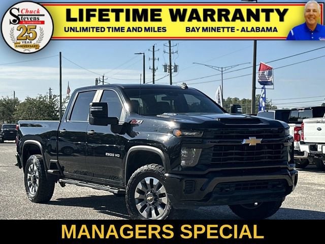 2024 Chevrolet Silverado 2500HD Custom's photo