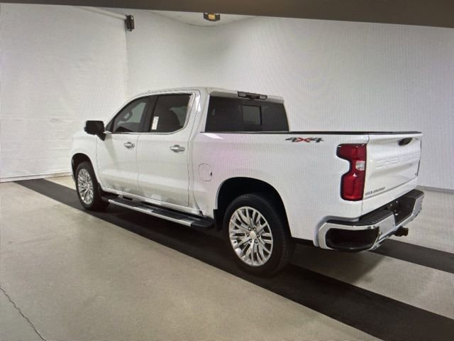 2024 Chevrolet Silverado 1500 LTZ photo 3