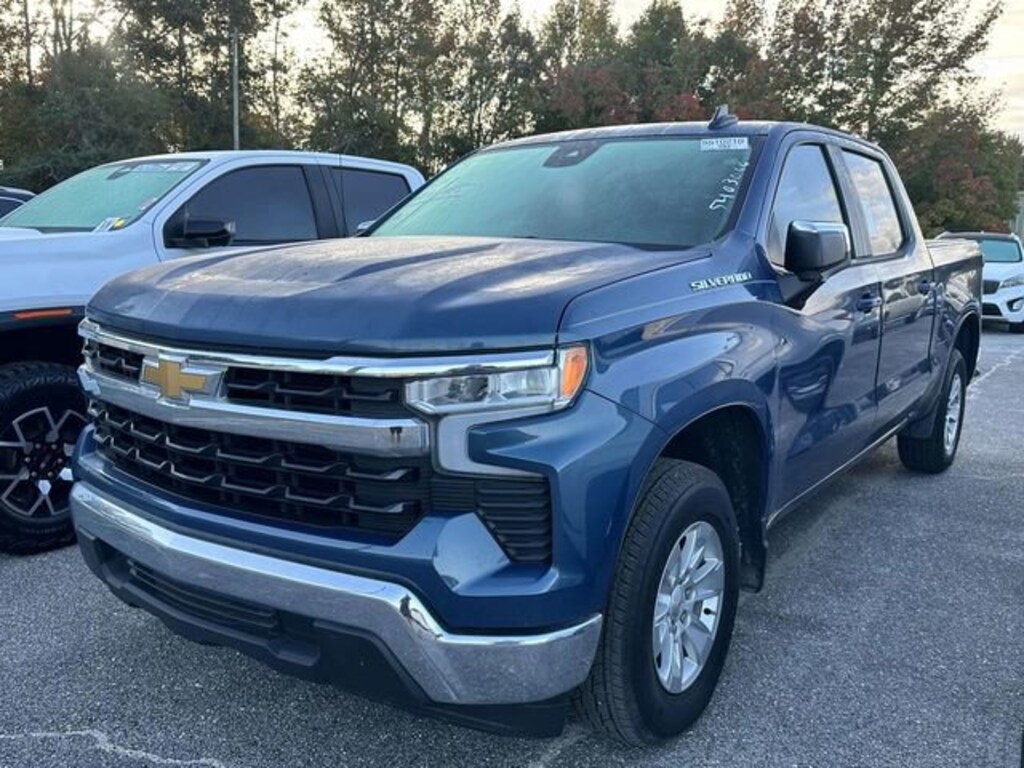 Used 2024 Chevrolet Silverado 1500 LT Truck