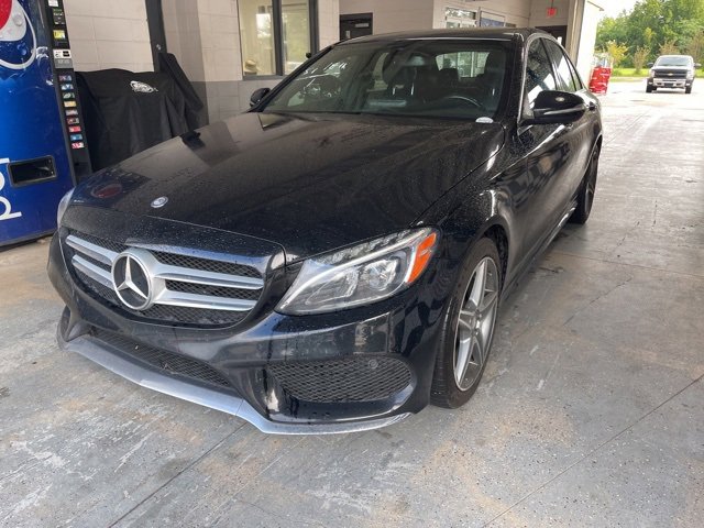 2015 Mercedes Benz C 300 Luxury photo 2