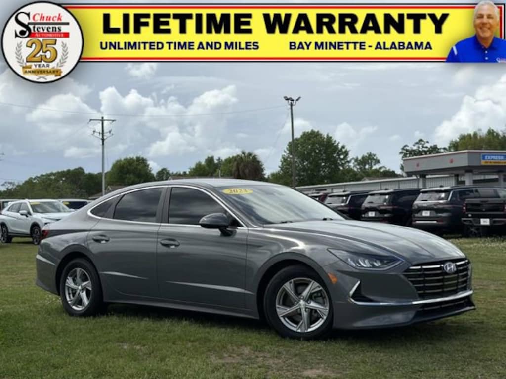 Used 2023 Hyundai Sonata SE Sedan