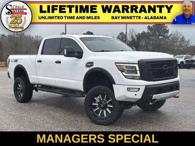 2023 Nissan Titan XD Pro-4X Crew Cab 4x4's photo