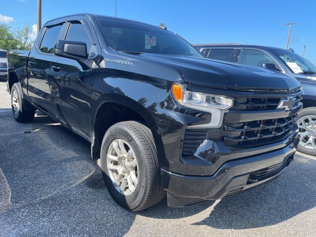 2022 Chevrolet Silverado 1500 RST photo 3