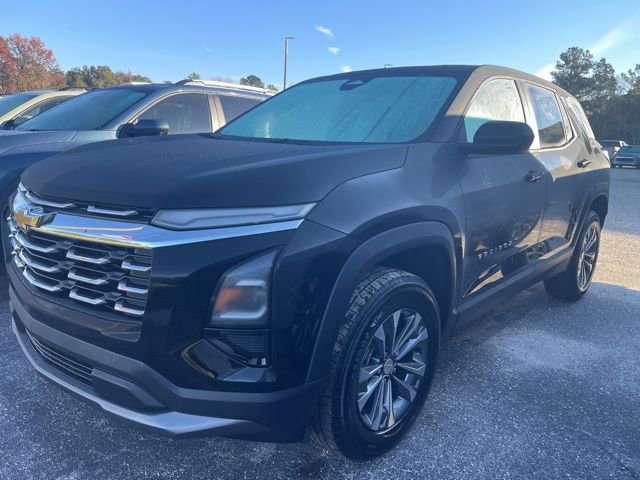 2026 Chevrolet Equinox LT photo 2