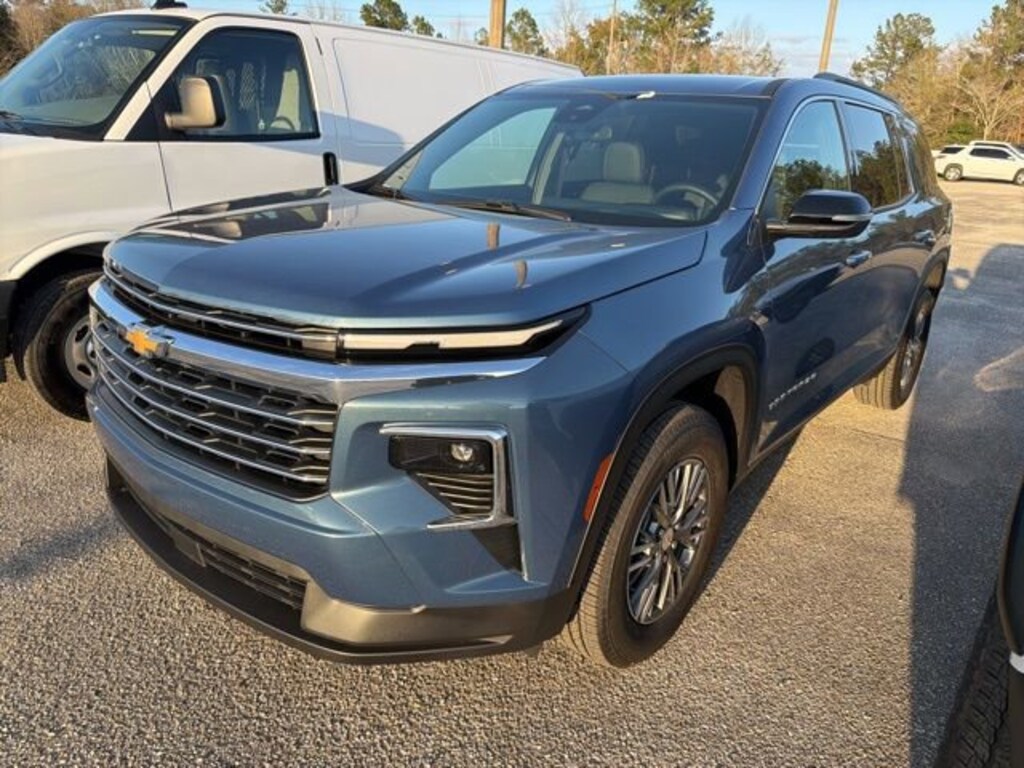 New 2026 Chevrolet Traverse LT SUV