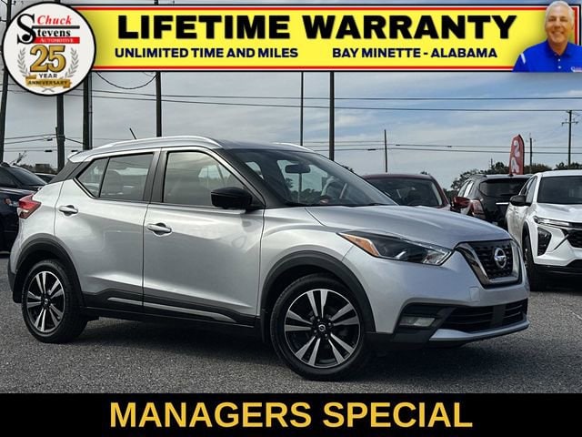 2020 Nissan Kicks SR