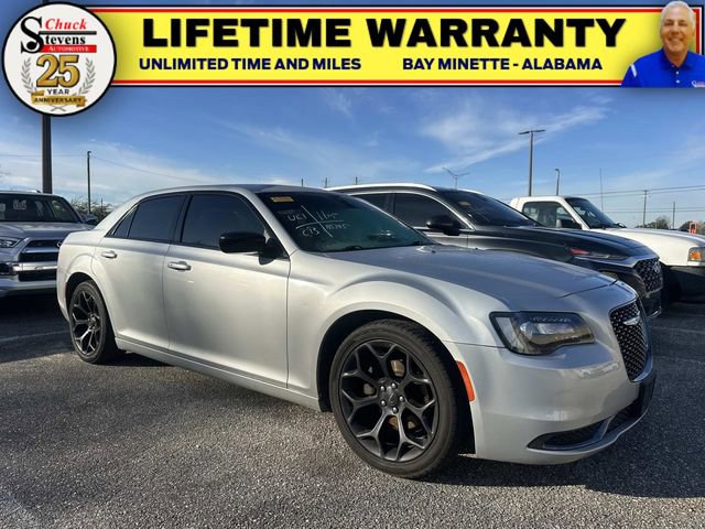 2019 Chrysler 300 Touring