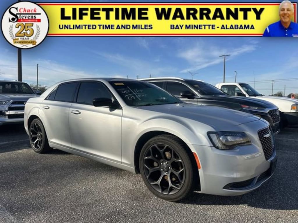 Used 2019 Chrysler 300 Touring Sedan
