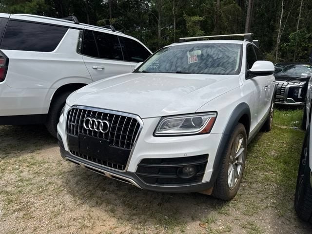 Used 2017 Audi Q5 Premium Plus with VIN WA1L2AFP0HA077548 for sale in Bay Minette, AL