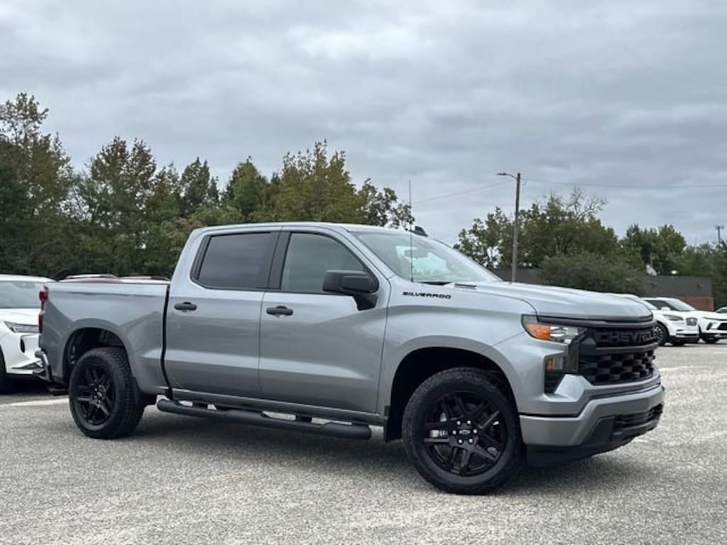 New 2026 Chevrolet Silverado 1500 Custom Truck
