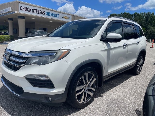 2017 Honda Pilot Touring photo 2