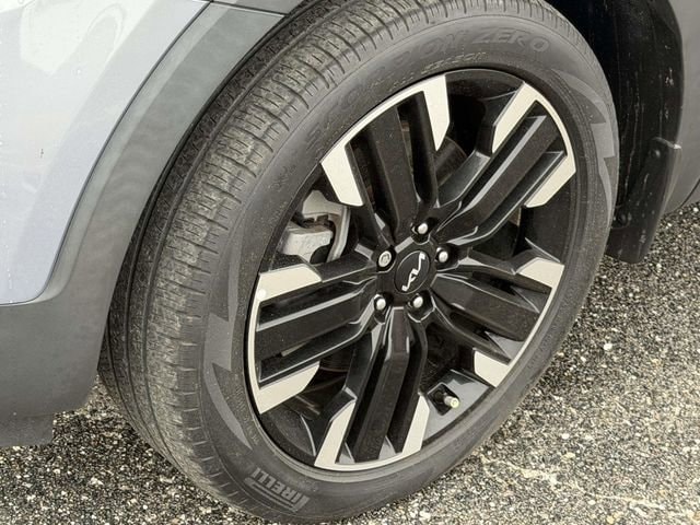 2023 Kia Telluride SX - Photo 17