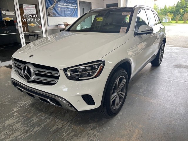 2022 Mercedes Benz GLC 300 photo 3