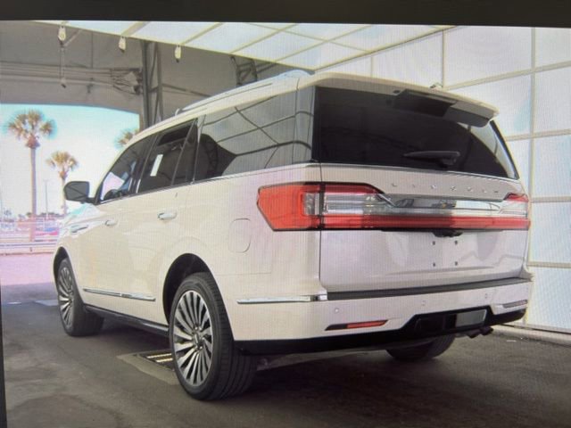 2018 Lincoln Navigator Reserve photo 3