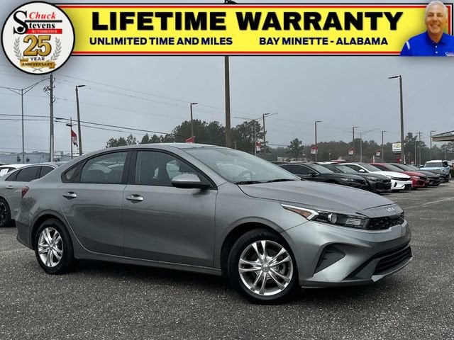 2022 Kia FORTE LXS's photo
