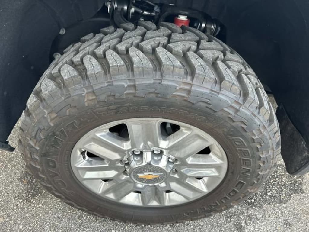 Used 2025 Chevrolet Silverado 2500 HD High Country Truck