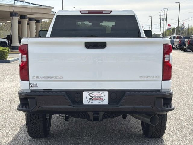 2026 Chevrolet Silverado 2500 HD Custom - Photo 8