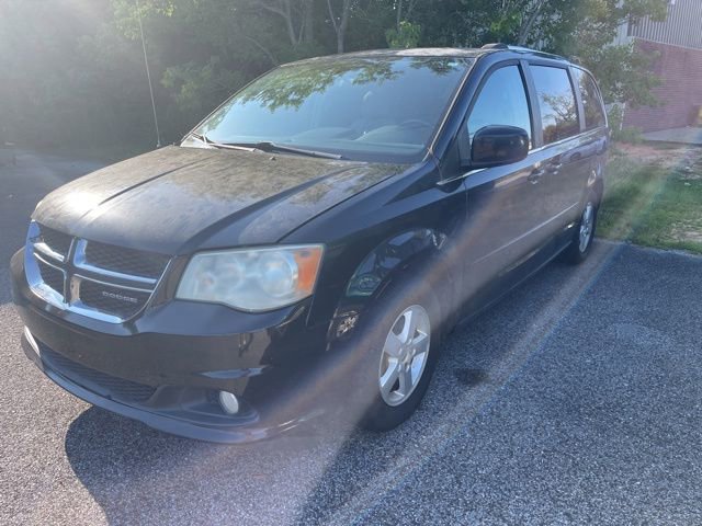 2011 Dodge Grand Caravan Crew photo 2
