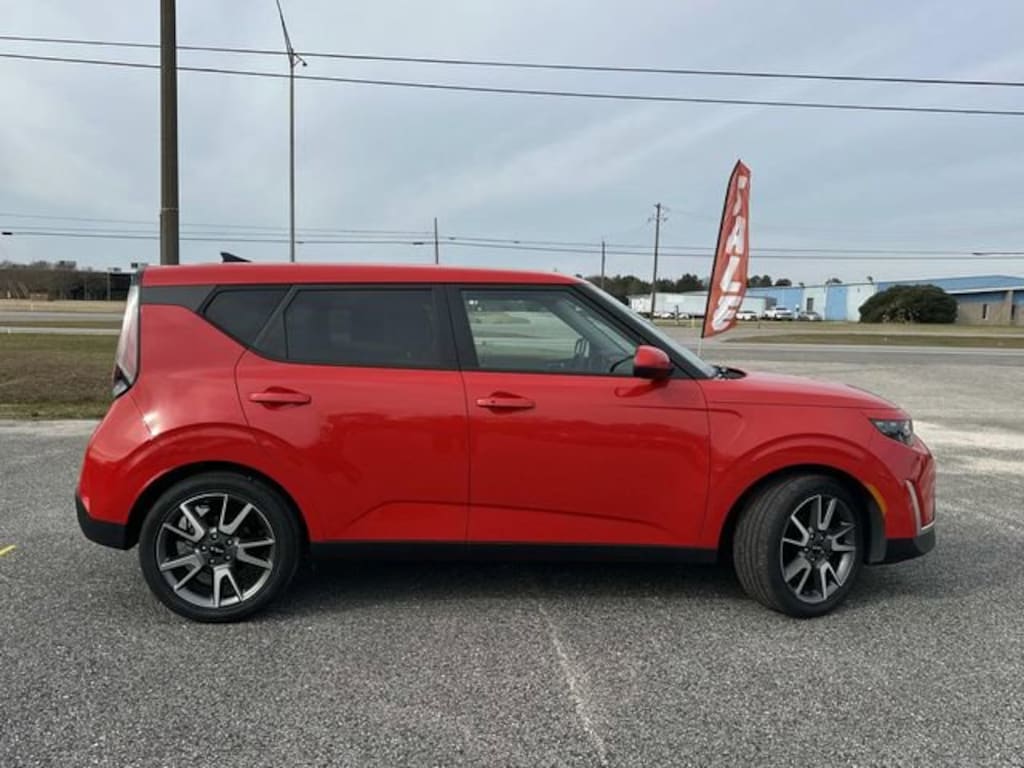 Used 2024 Kia Soul EX Crossover