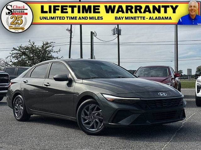 2024 Hyundai Elantra SEL's photo